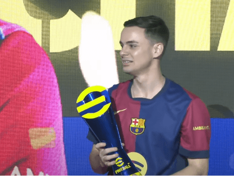 Juninho Brilha e Vence Campeonato Mundial de eFootball 2025 em Tóquio