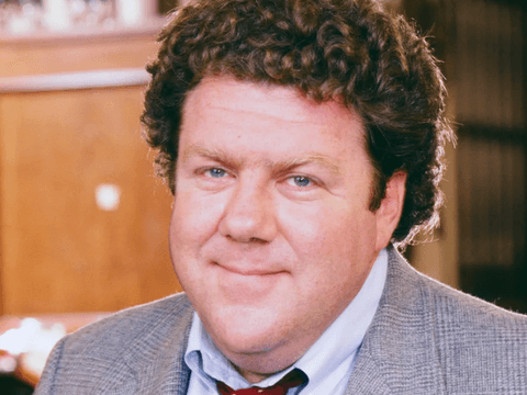 George Wendt, o icônico Norm de 'Cheers', falece aos 76 anos