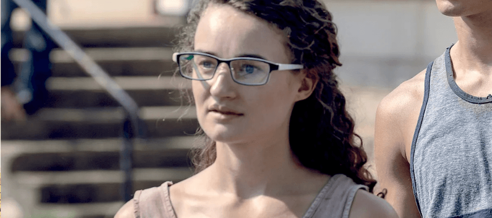 Morre Kelley Mack, atriz de The Walking Dead, aos 33 anos vítima de câncer