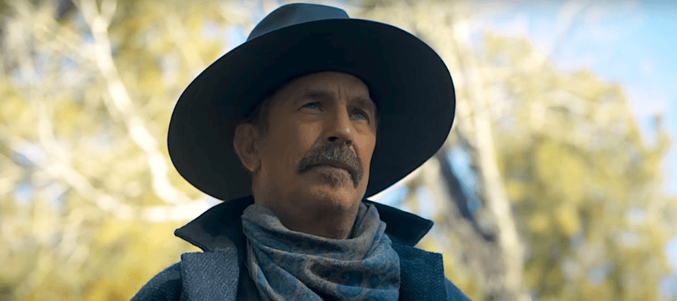 Polêmica em Hollywood: Kevin Costner Acusado em Processo por Cena de Estupro Não Roteirizada