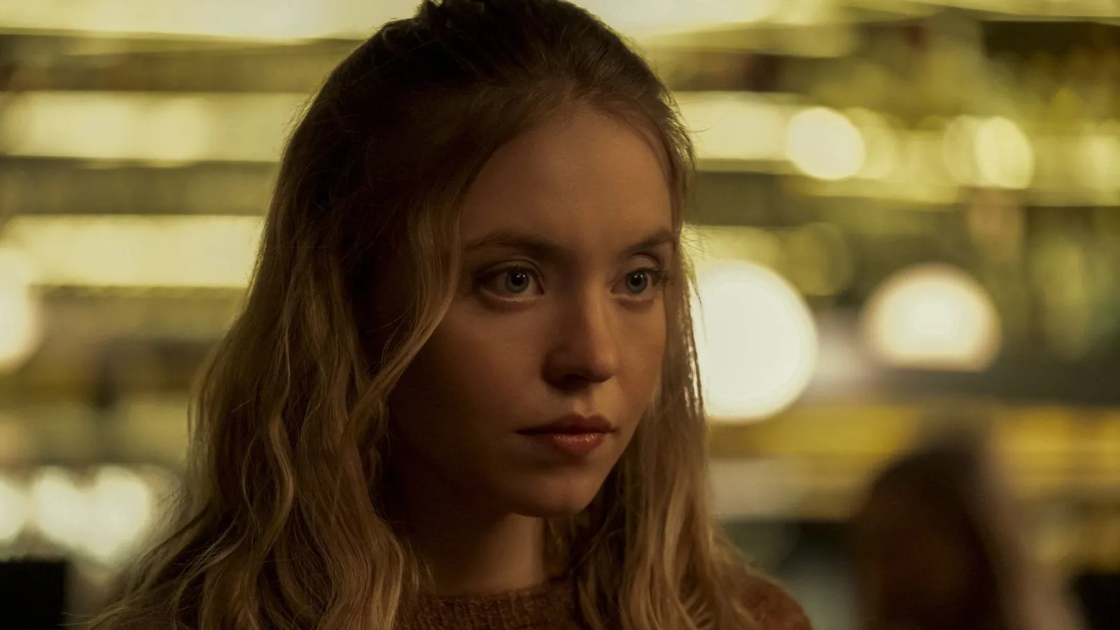Julie Bowen revela medo de ser substituída por Sydney Sweeney em 'Um Maluco no Golfe 2'