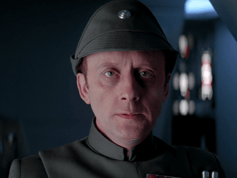 Morre Kenneth Colley, o Almirante Piett de Star Wars, aos 87 anos