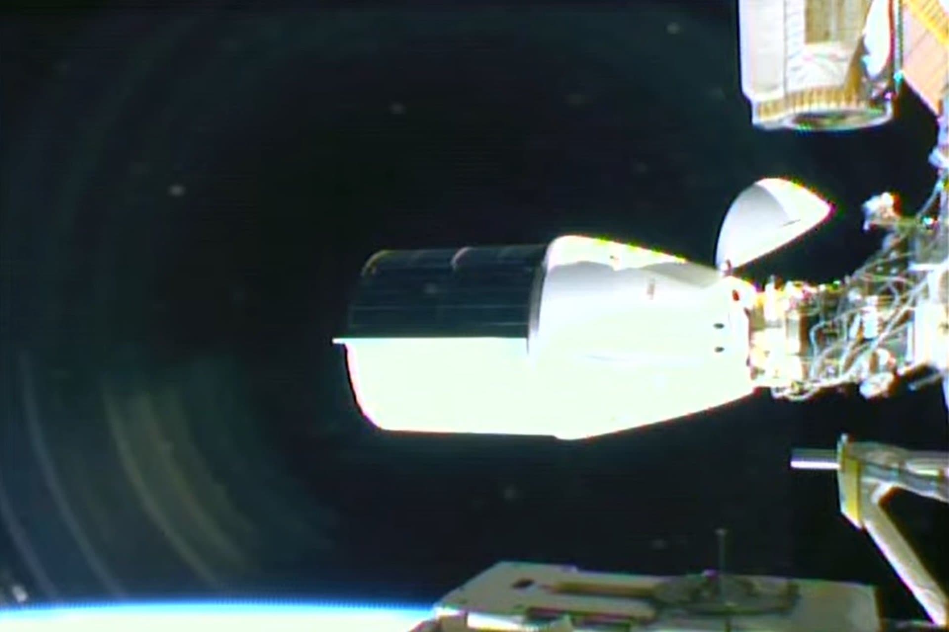 SpaceX Revoluciona Manutenção da ISS com Novos Propulsores