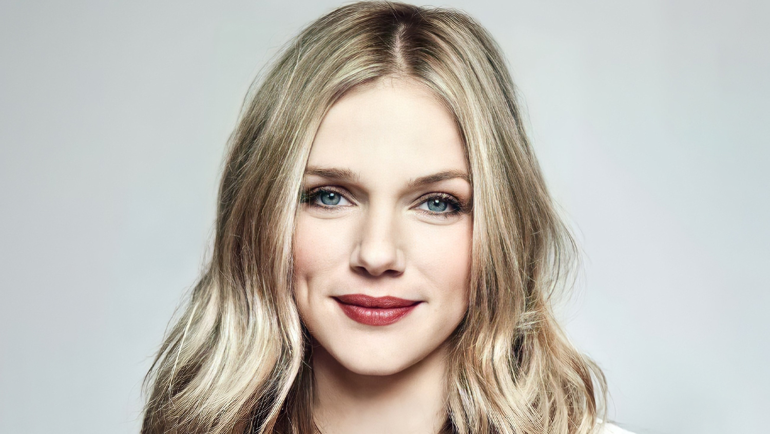 Tracy Spiridakos Estrela Nova Série da USA Network: Conheça 'Anna Pigeon'