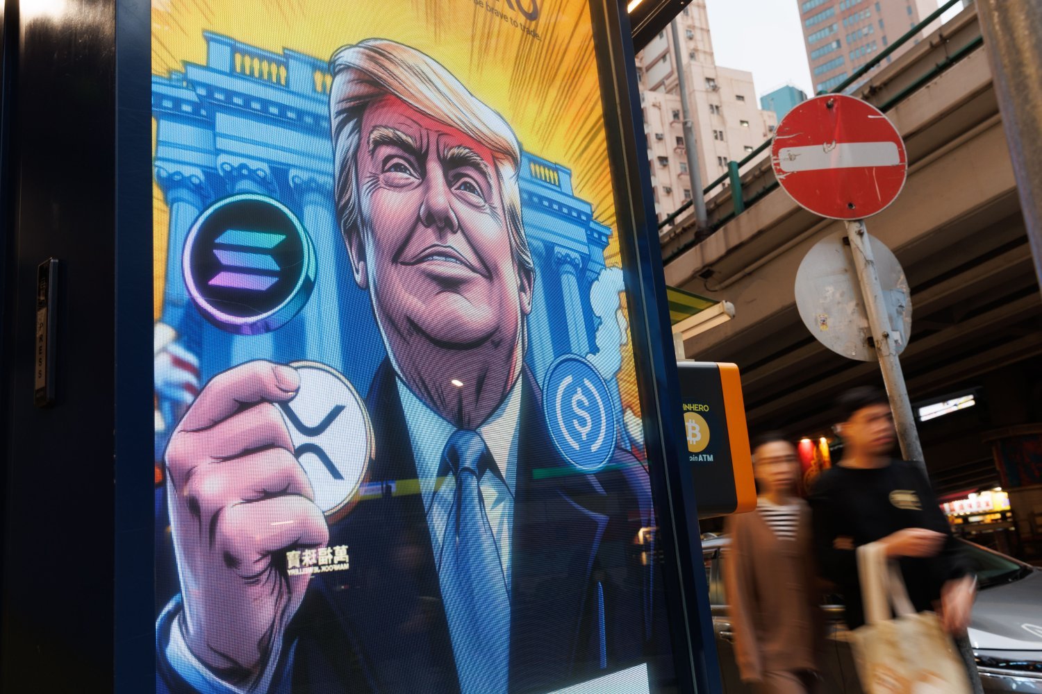 Trump Assina Lei de Criptomoedas que Promete Revolucionar o Mercado de Stablecoins