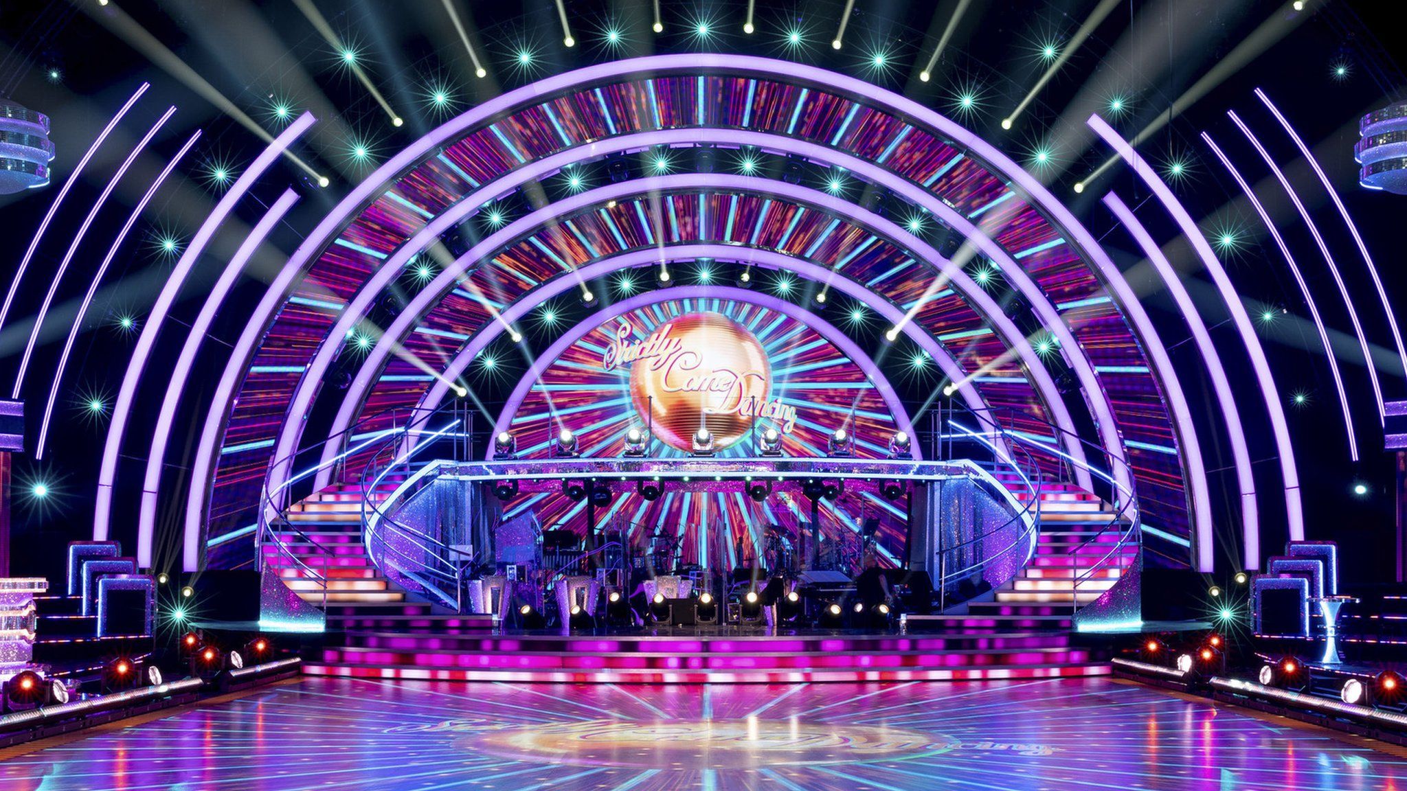 BBC Investiga Alegações de Uso de Drogas no 'Strictly Come Dancing'