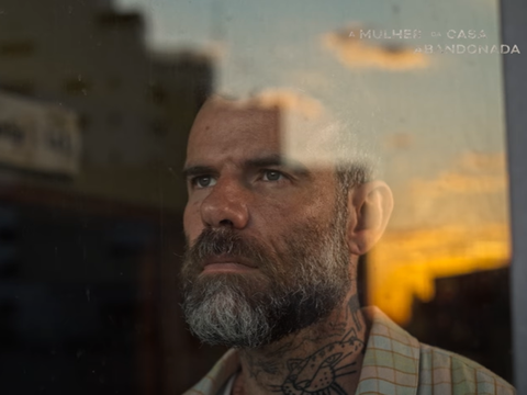 A Mulher da Casa Abandonada: Trailer da Nova Série do Prime Video Promete Surpreender