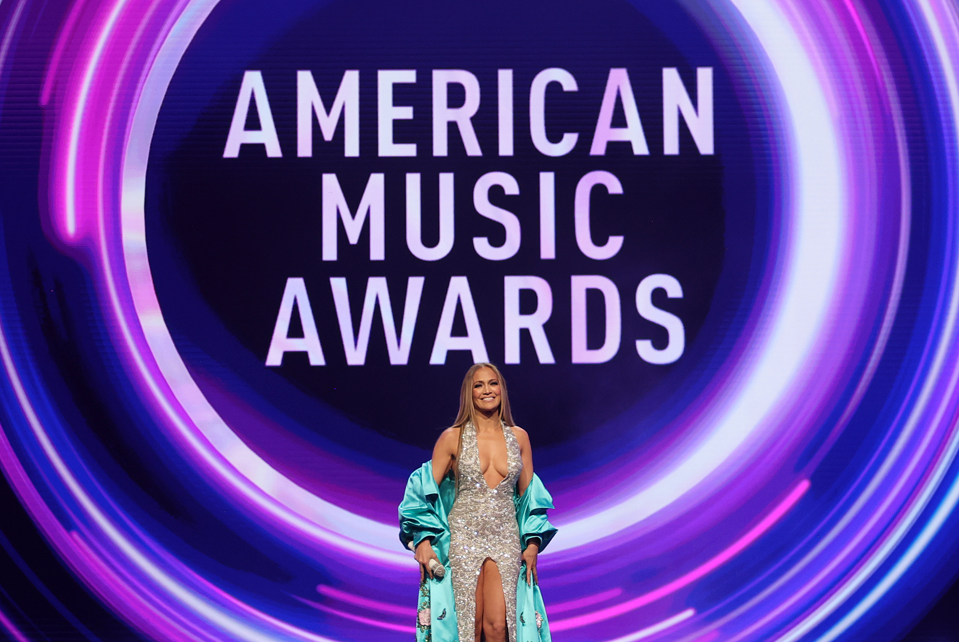 American Music Awards Renova Parceria com CBS por 5 Anos Antes da Saída do Grammy