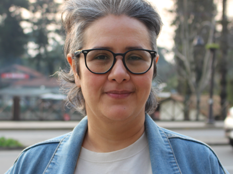 Juliana Rojas Assume Direção de Série Lésbica 'Amora' no Canal Brasil