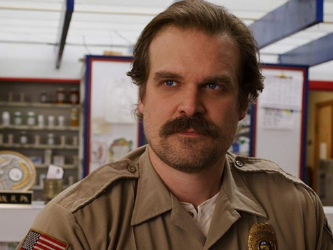 David Harbour Expressa Alívio com o Encerramento de Stranger Things