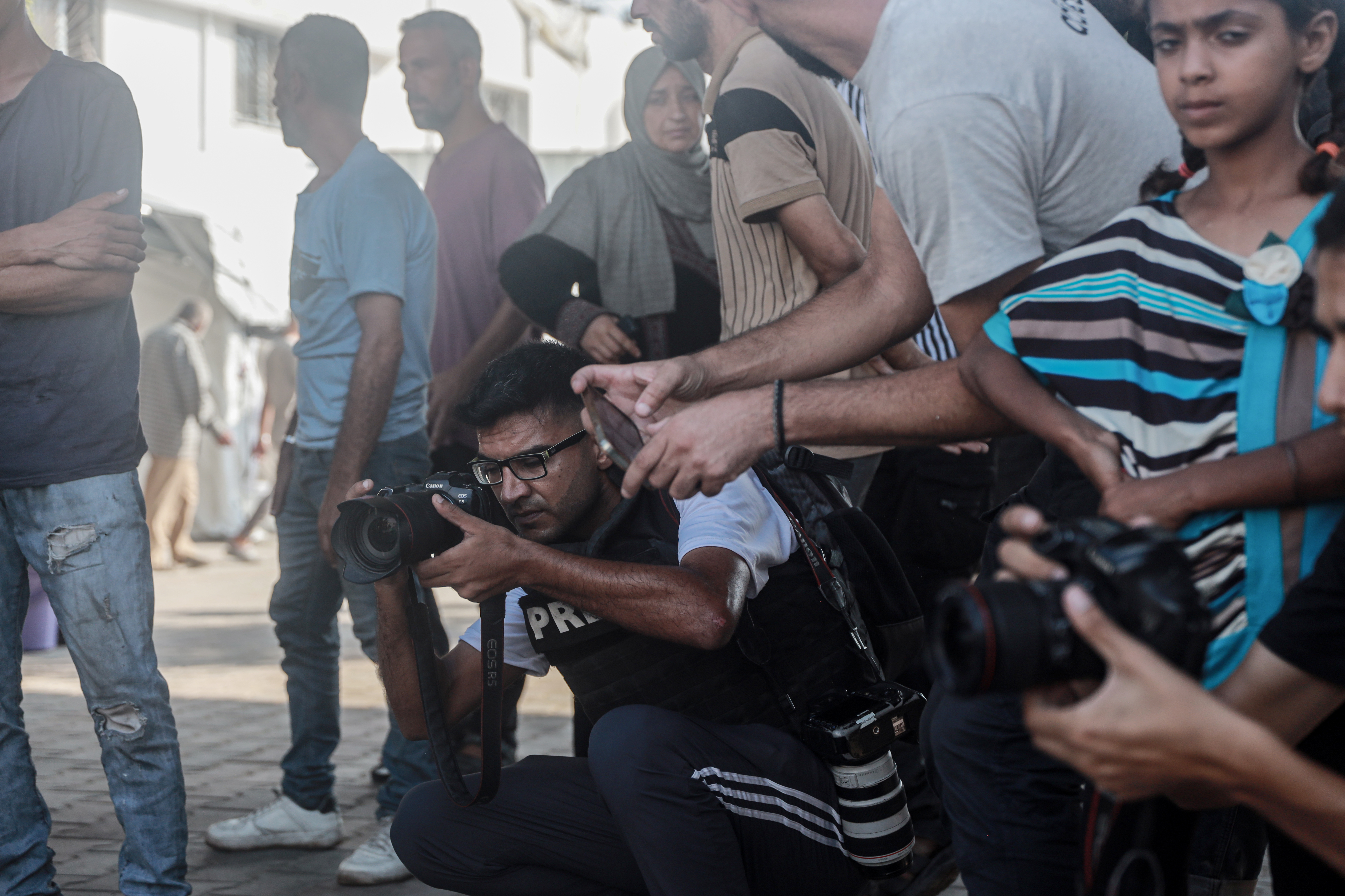 Grandes Veículos de Imprensa Exigem Ação de Israel para Proteger Jornalistas em Gaza