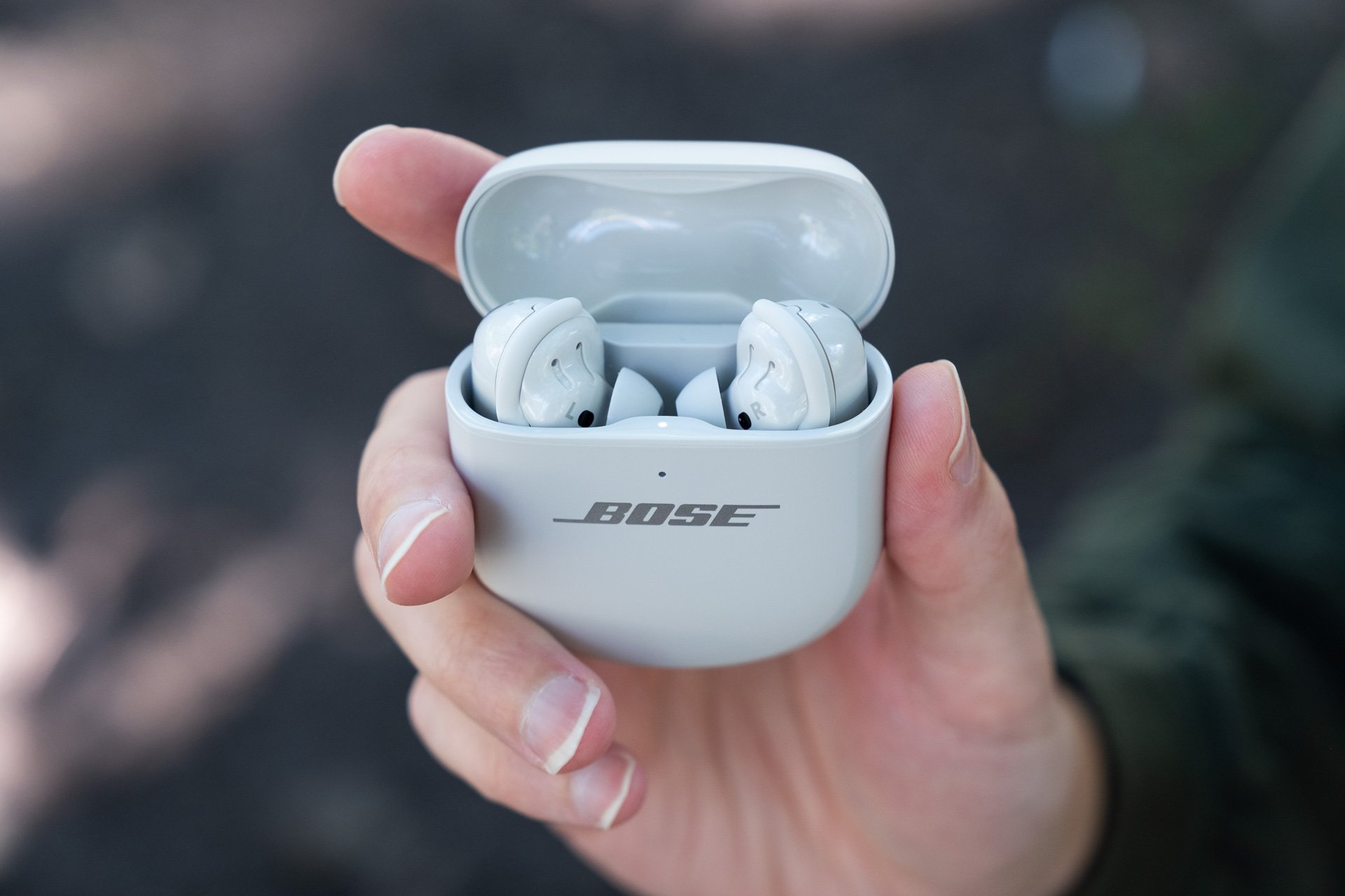 Bose QuietComfort Ultra 2: Fones Ideais para Viagens de Avião