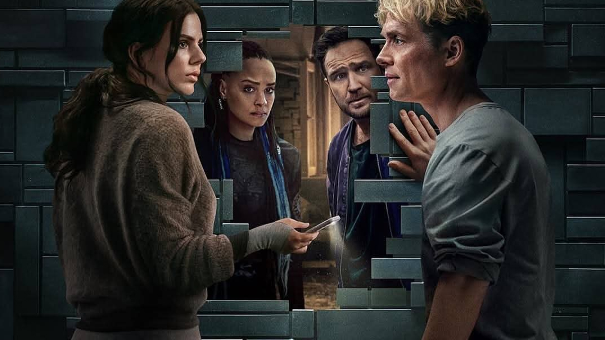Crítica de 'Brick': Matthias Schweighöfer e Ruby O. Fee Desperdiçados em Novo Filme da Netflix