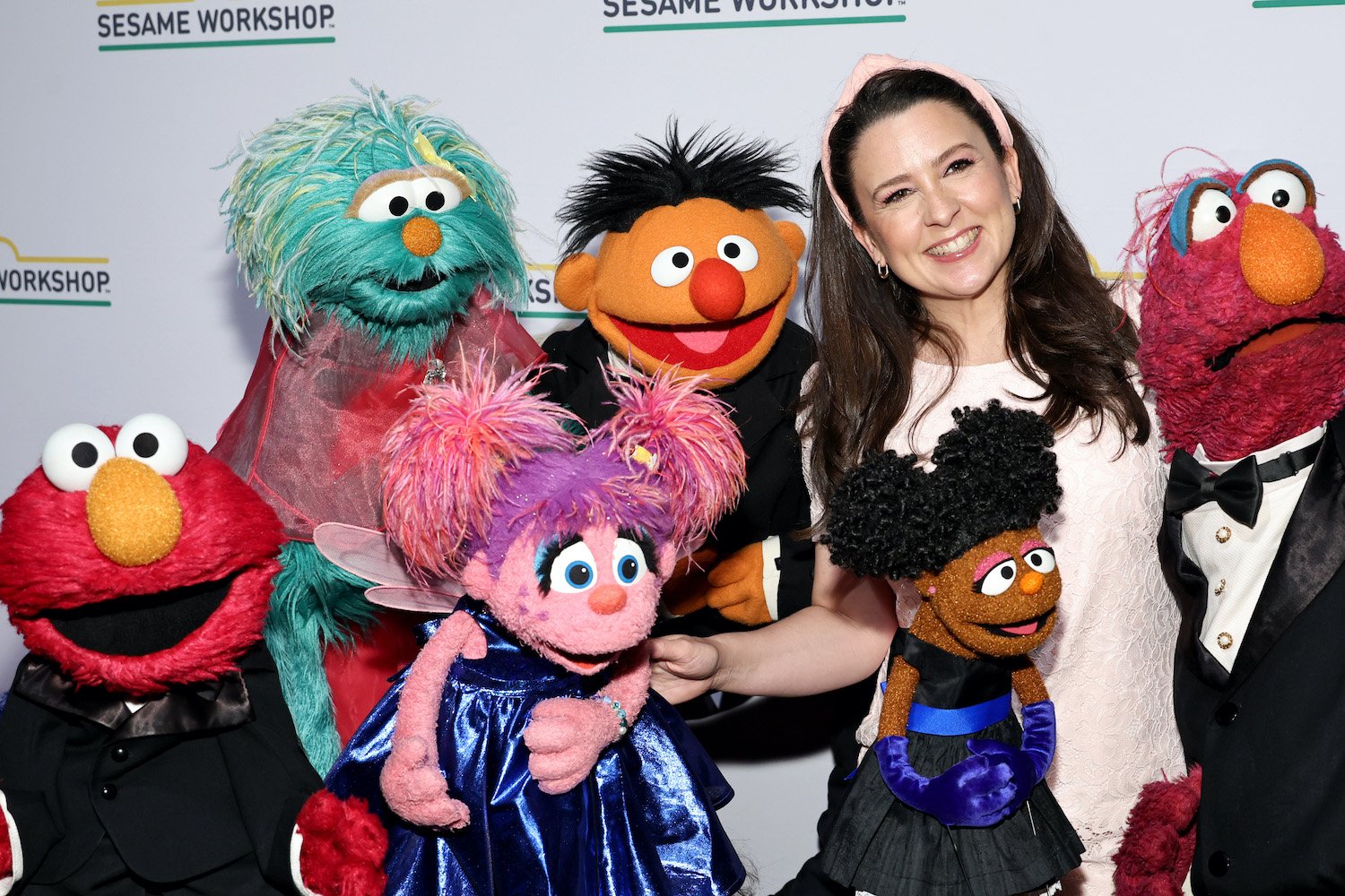 Influenciadora Infantil Ms. Rachel Convida Sobrevivente de Gaza para Programa