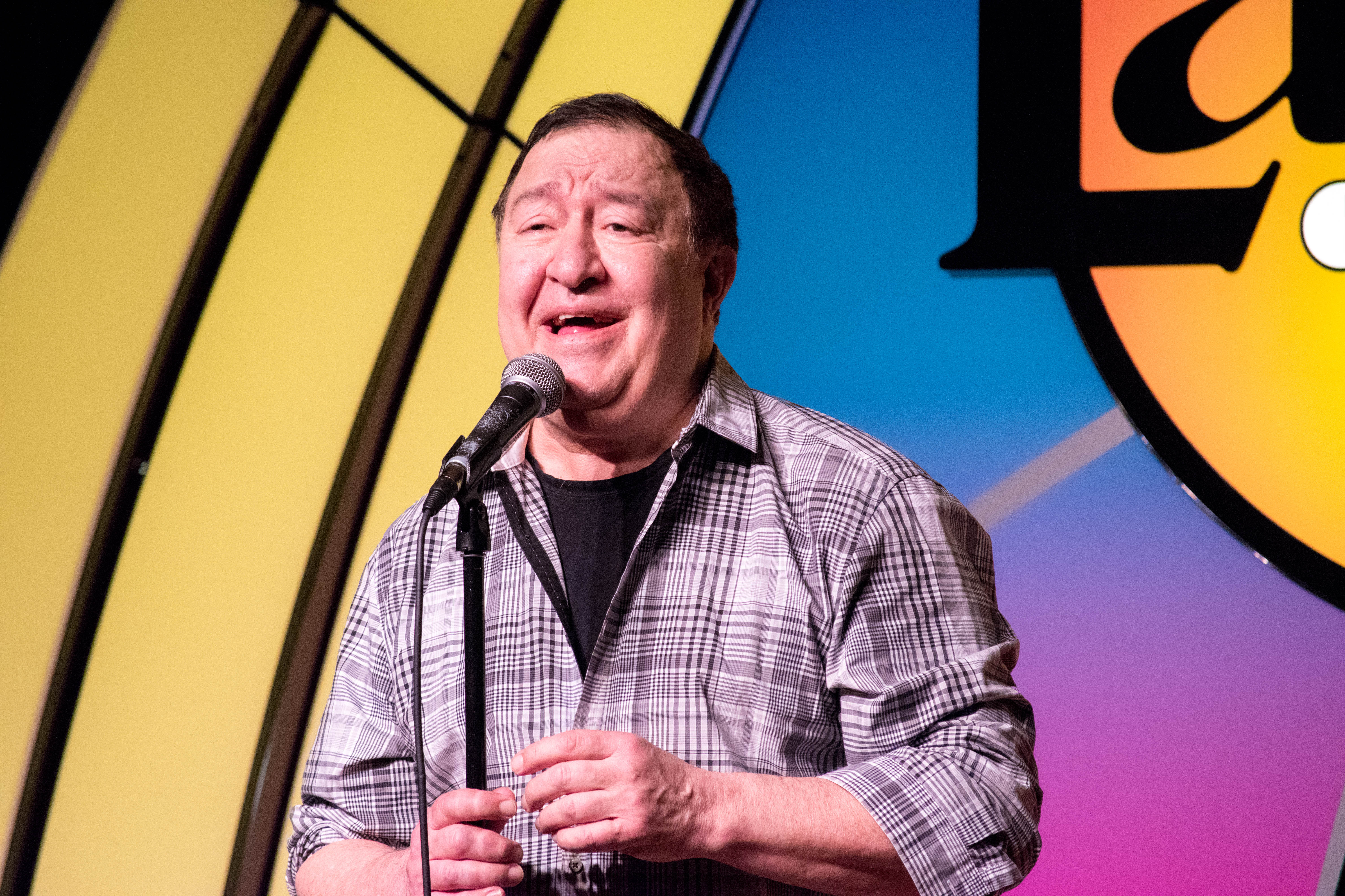 Última Apresentação de Dom Irrera Chega às Telas: Humor e Emoção em Las Vegas