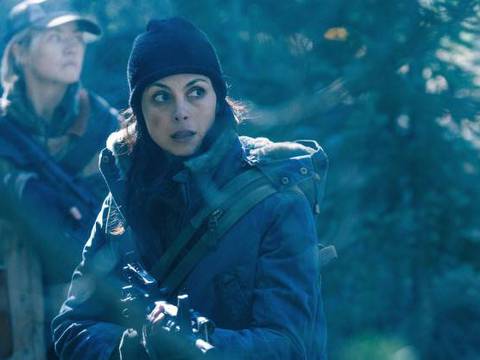 A Linha da Extinção: Sci-fi com Morena Baccarin Conquista Público no Streaming
