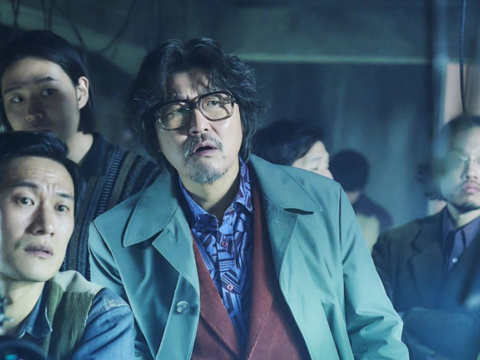 Crítica | 'Na Teia da Aranha' de Kim Jee-woon: A Comédia que Zomba da Obsessão Cinematográfica