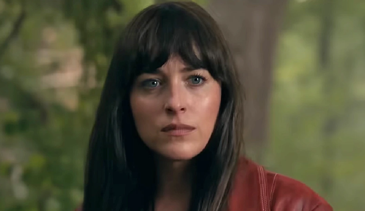 Dakota Johnson Critica Hollywood: A Indústria das Franchises sem Criatividade