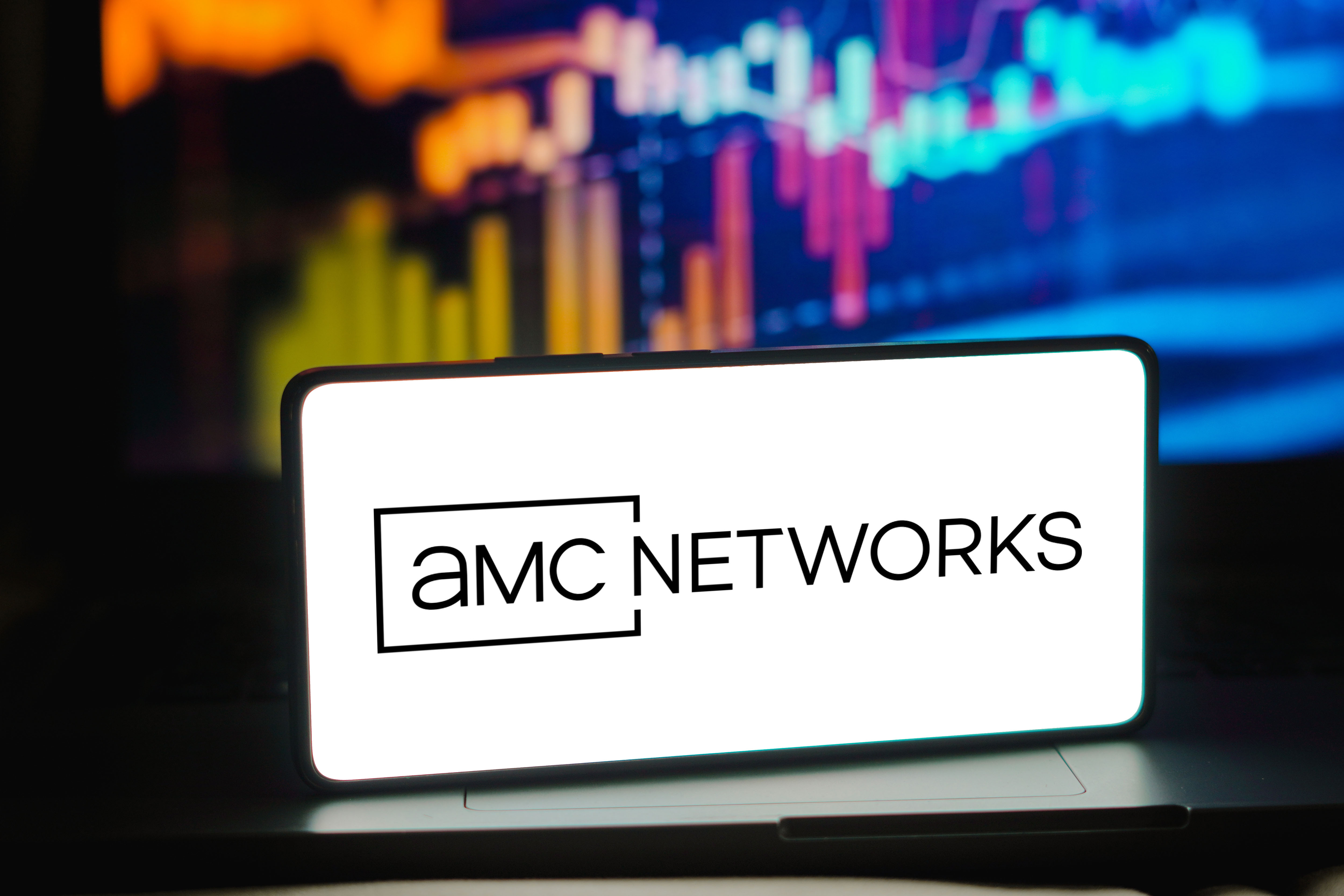 AMC Networks se Destaca em Meio a Desafios da TV Linear, Afirma CFO