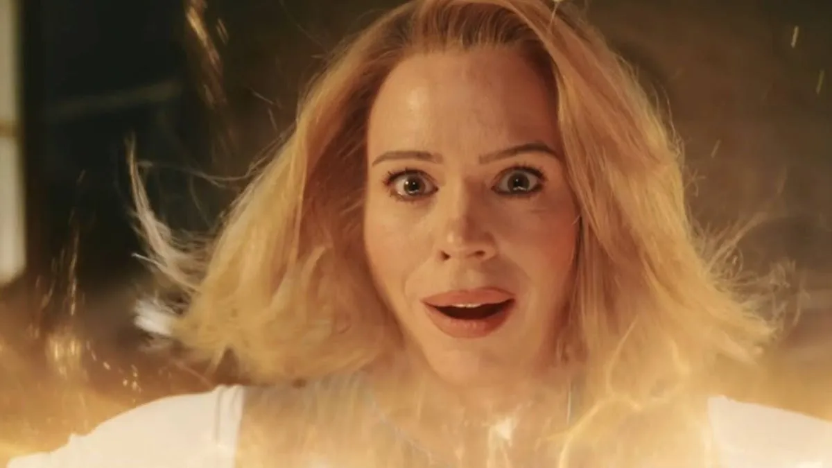 Doctor Who: Peter Davison Revela Dúvidas Sobre Retorno de Billie Piper