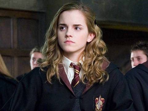 Emma Watson enfrenta consequências após infração de velocidade no trânsito