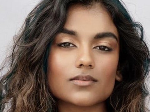 Por que Simone Ashley foi cortada do filme F1, segundo o diretor