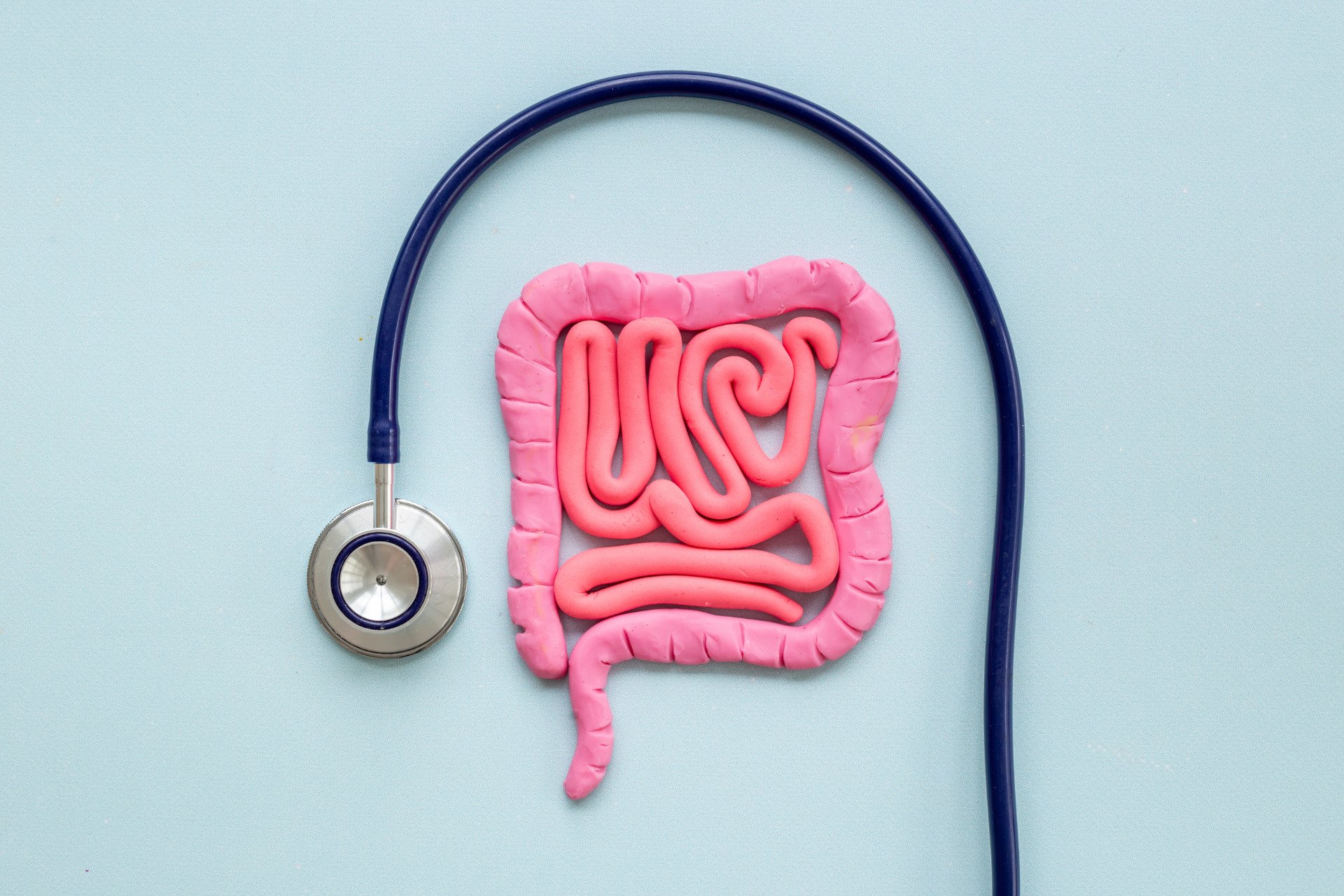 Aumento Preocupante de Cânceres Gastrointestinais em Jovens nos EUA Intriga Especialistas