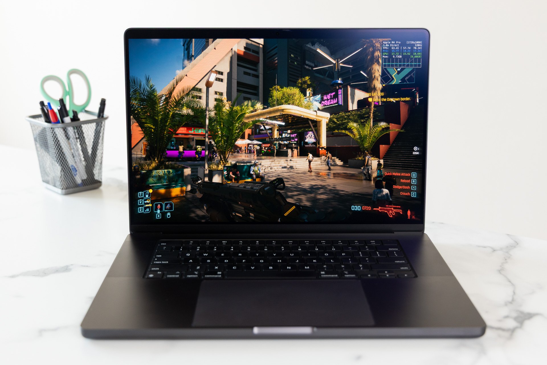 Jogando ‘Cyberpunk 2077’ no Mac: Uma Experiência Próxima ao PC