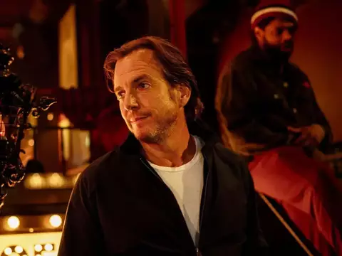 Trailer de 'Is This Thing On?' com Bradley Cooper é lançado: saiba tudo sobre o filme