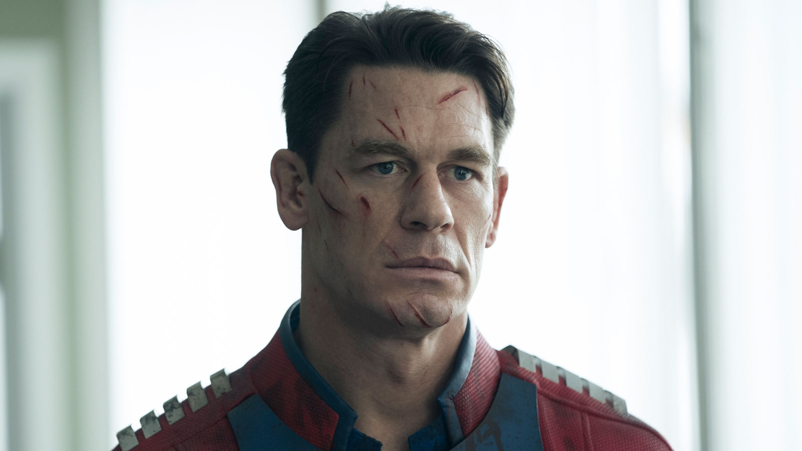 James Gunn Revela o Futuro de Pacificador no Universo DC Após Segunda Temporada