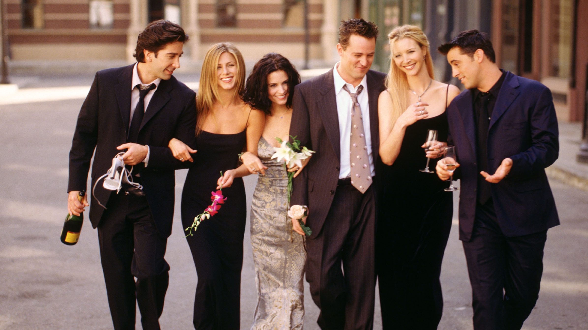 Jennifer Aniston Revela Luto Antecipado pelo Colega Matthew Perry Antes de Sua Morte