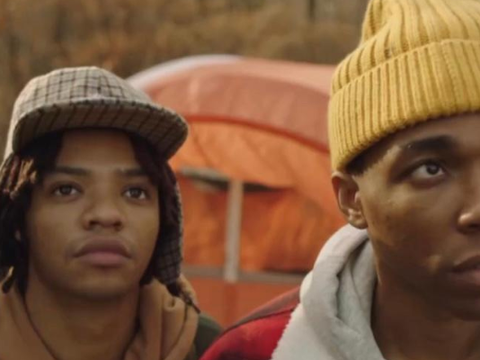 Omari K. Chancellor se Junta ao Elenco de 'Love Story' como Estilista Icônico
