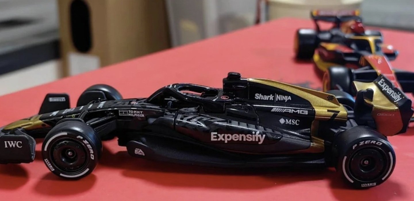 McDonald's Lança Combo Exclusivo com Miniaturas de 'F1: O Filme'
