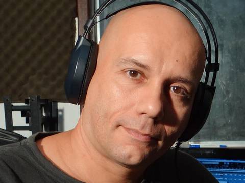 Falece Anísio Mello Junior, icônica voz da abertura de Dragon Ball Z, aos 60 anos
