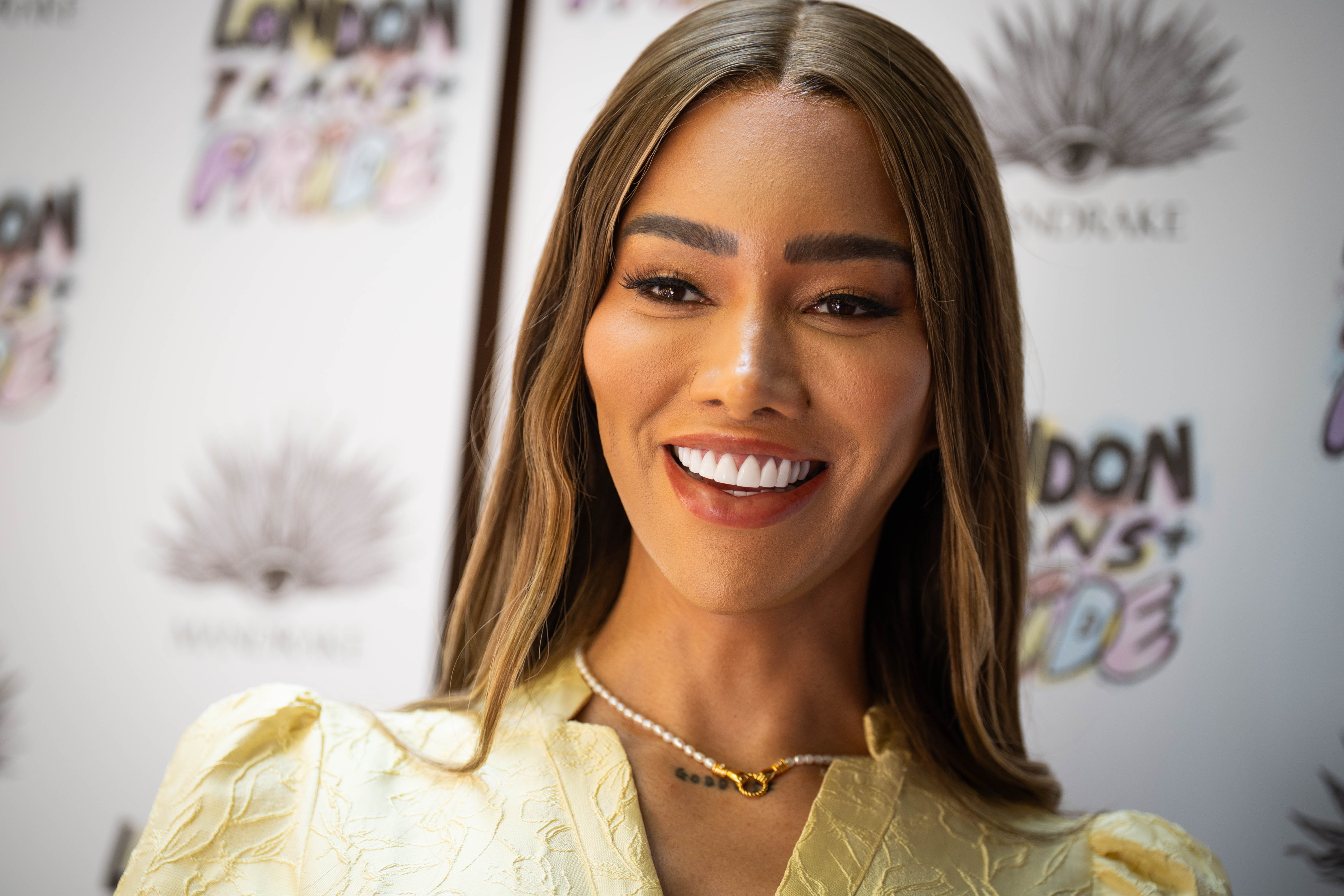 Parceria Criativa: Agência de Munroe Bergdorf e Boldprint Unem Forças para Conteúdo Inovador