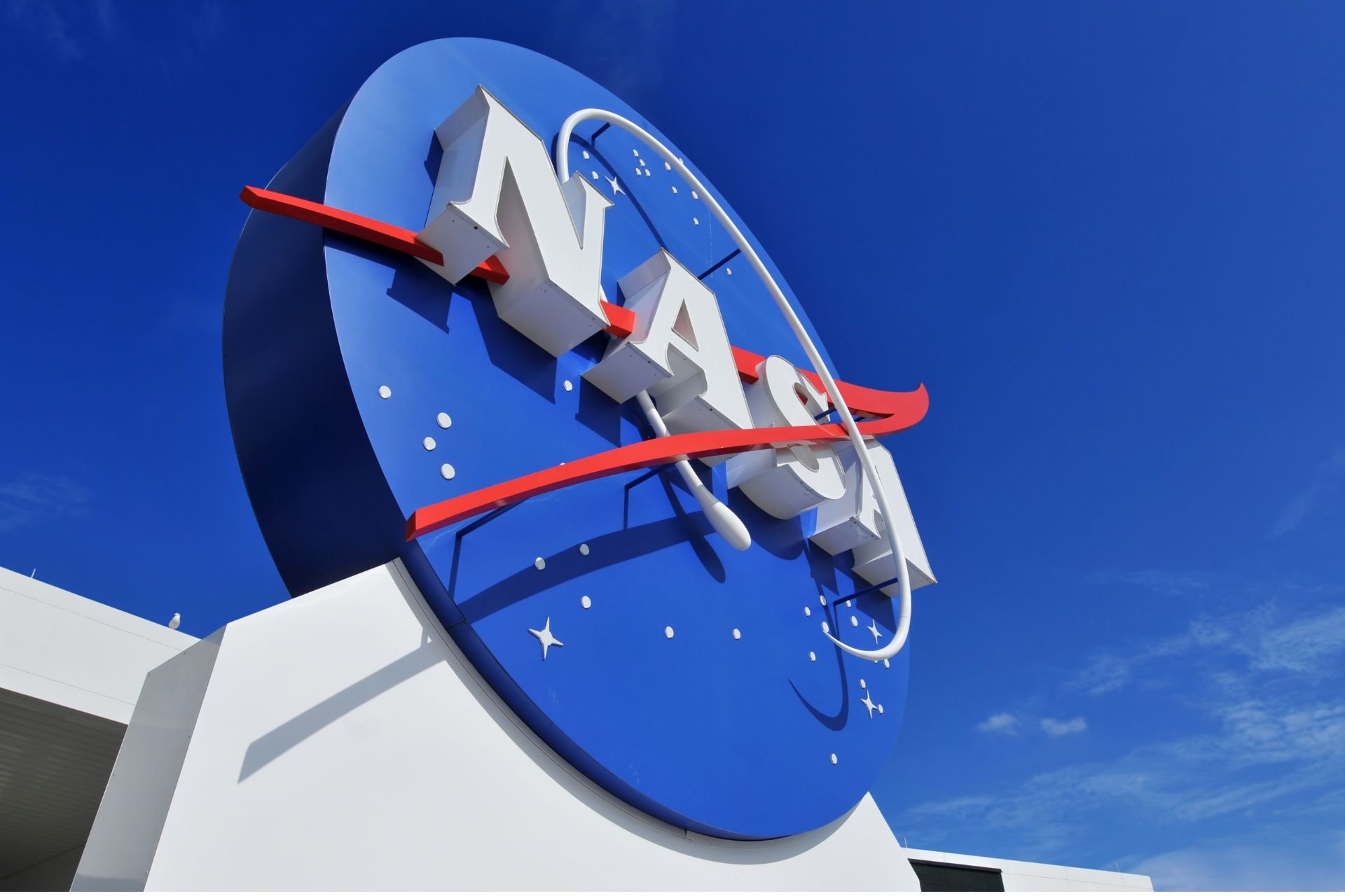 Funcionários da NASA Planejam Protesto no Aniversário da Chegada à Lua Contra Orçamento de Trump