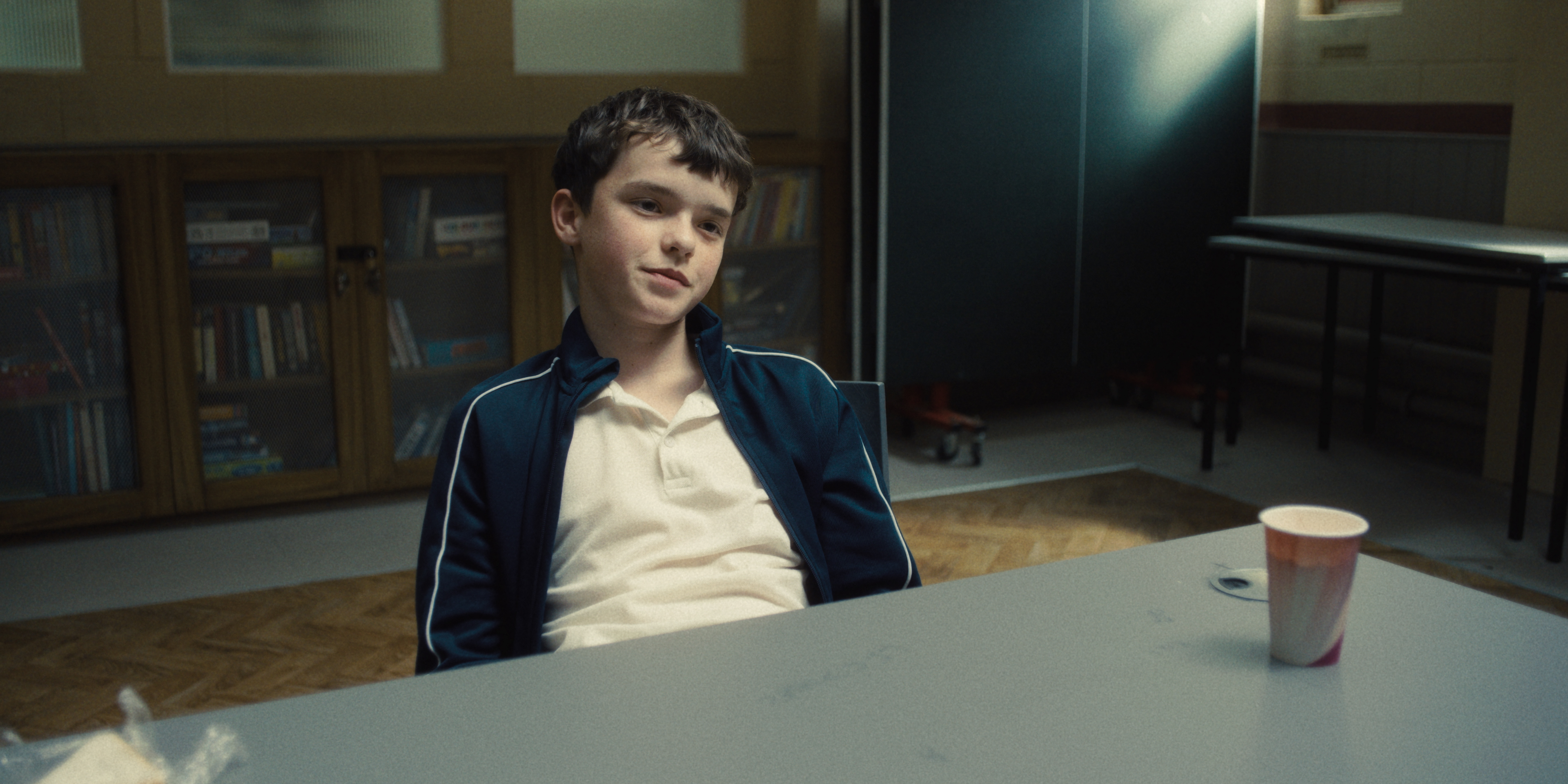 Série 'Adolescência' é a Mais Assistida da Netflix em 2025, Mesmo com Concorrência de Títulos Clássicos