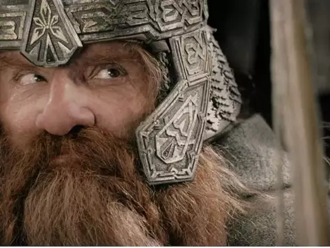 John Rhys-Davies Desmente Mito sobre Alergia em O Senhor dos Anéis