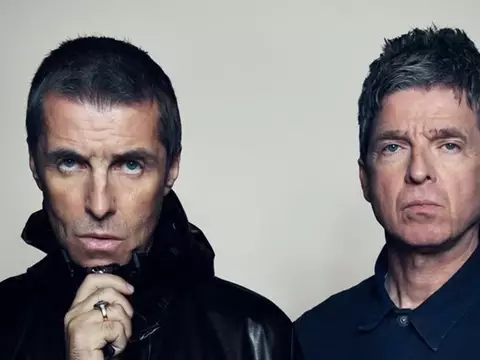 Tragédia no Show do Oasis em Wembley: Fã Morre Após Queda