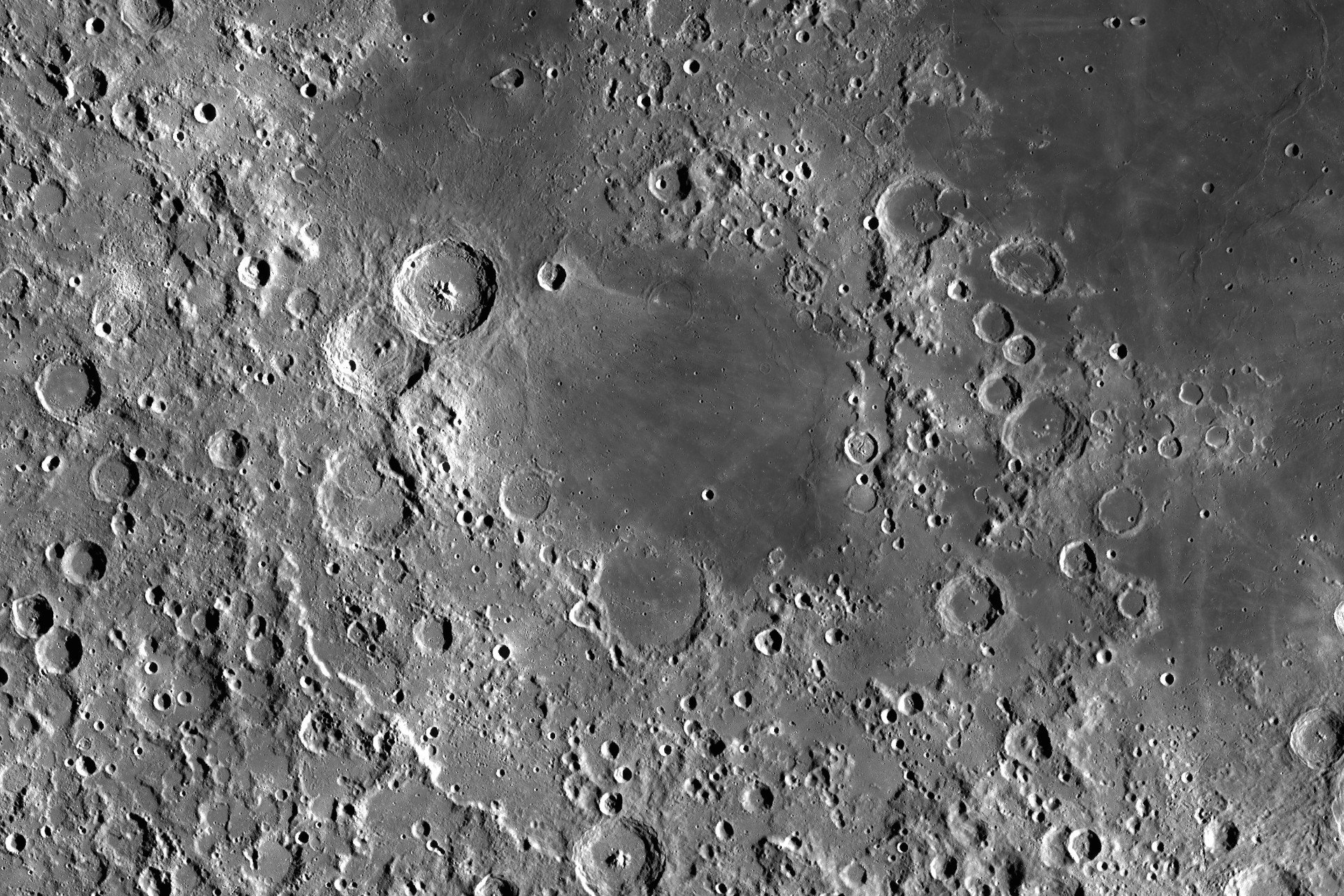 Desafio Espacial: Escolher o Local Ideal para o Reator Nuclear Lunar da NASA