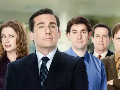 Steve Carell e John Krasinski Surpreendem no Set de Spin-off de The Office