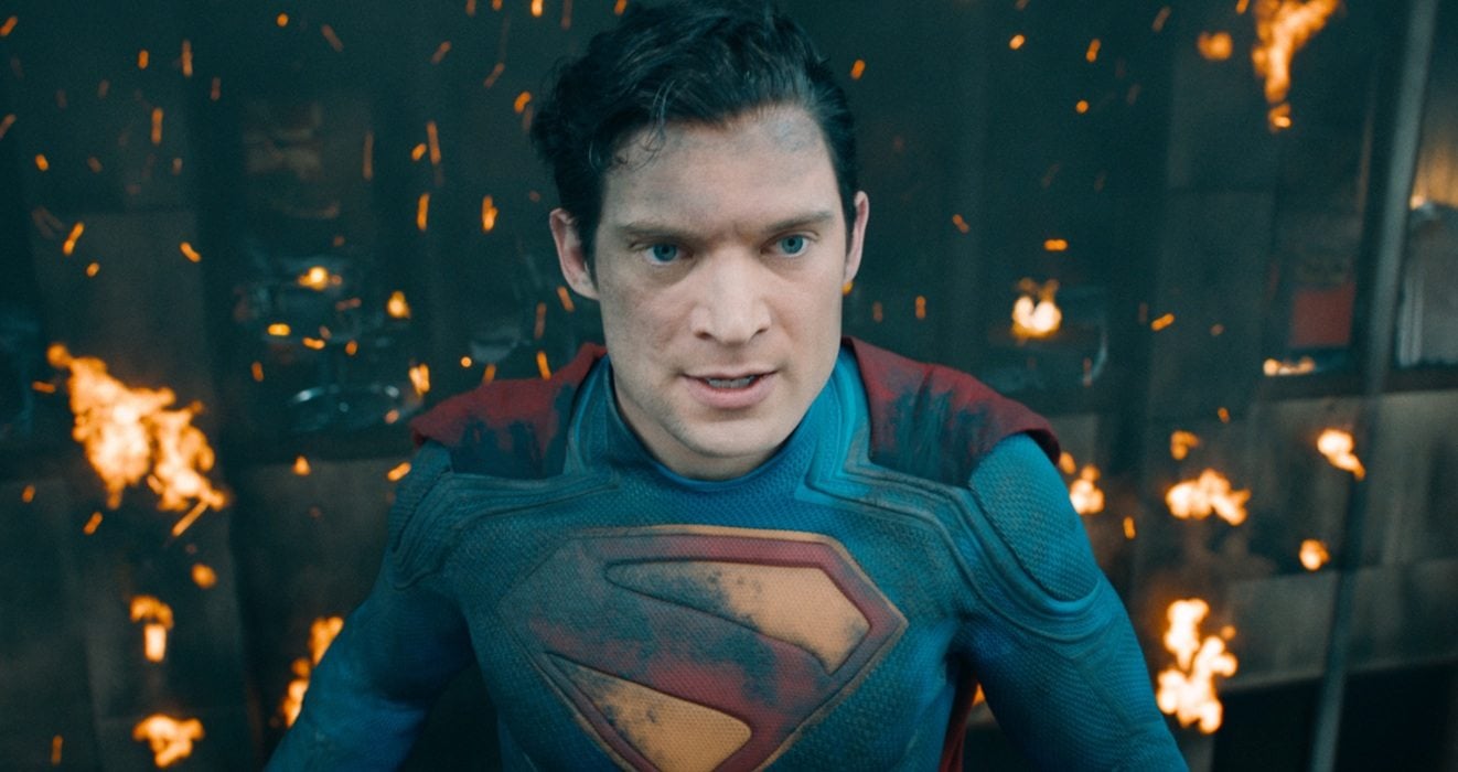 Superman 2025: Trailer Internacional Revela Batalhas Épicas Contra Kaiju e Martelo de Boravia