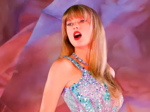 Taylor Swift Revela Álbum 'The Life of a Showgirl' com Data de Lançamento