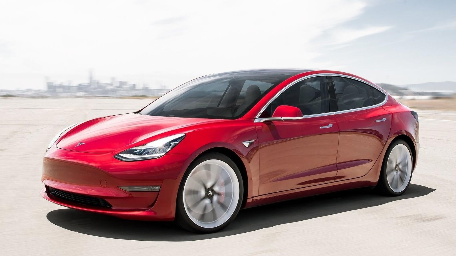 Tesla Lança Descontos Agressivos Antes do Fim de Incentivo Fiscal de Veículos Elétricos