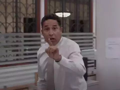 Oscar Nuñez Retorna em Postêr da Sequência de The Office: The Paper