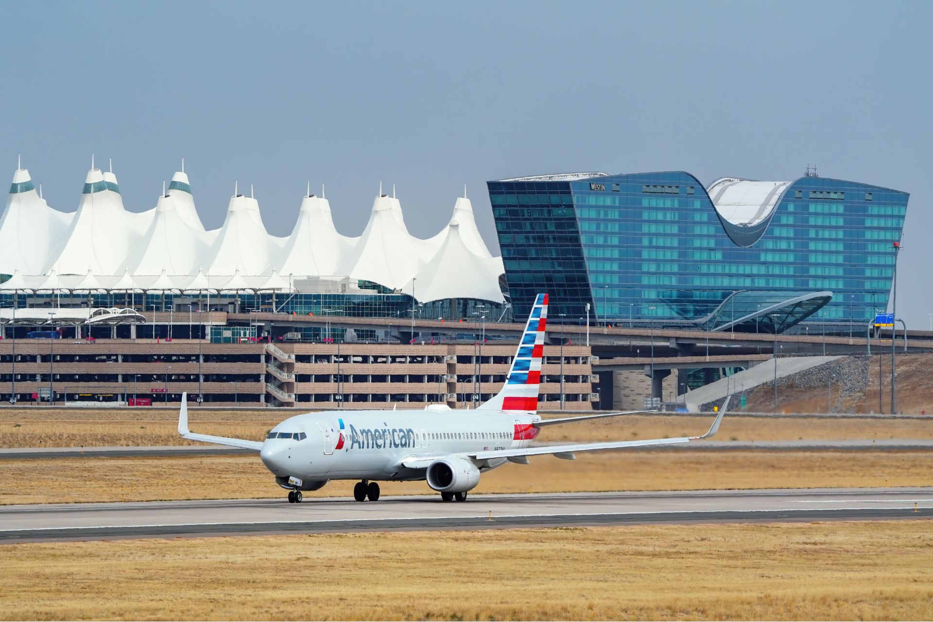 Aeroporto de Denver Adota Energia Nuclear, Mas Enfrenta Resistência