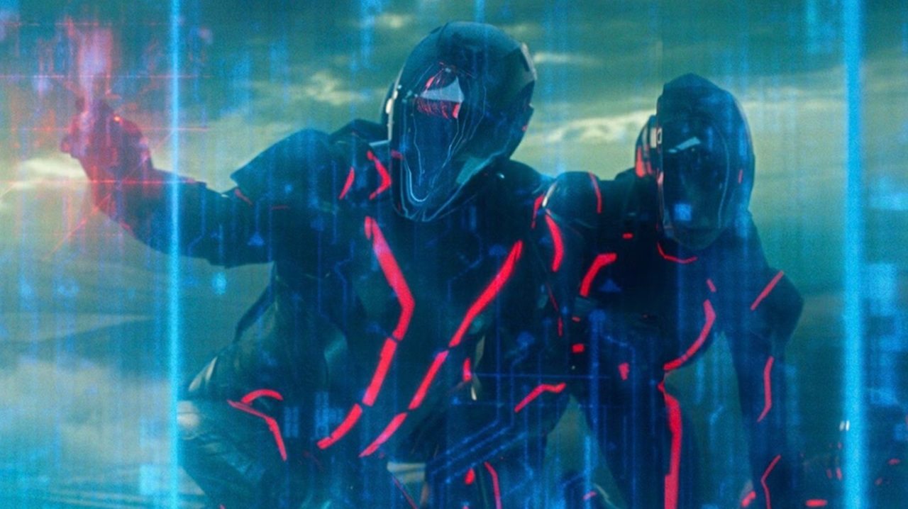 Tron: Ares: Visual de Athena é Revelado e Detalhes da Vilã são Destacados