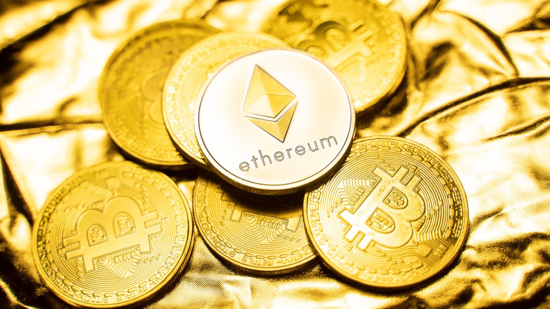Trump Transforma Fundos de Aposentadoria em Máquinas de Criptomoedas