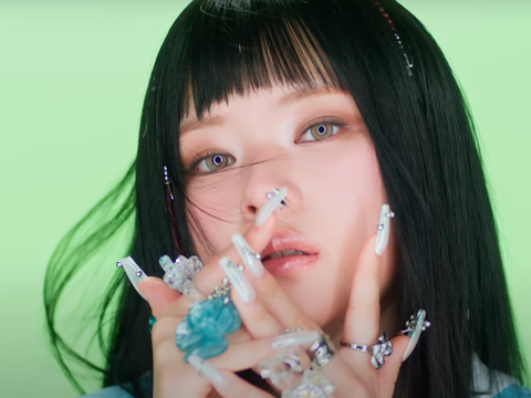 TWICE retorna com álbum 'This is For' e videoclipe futurista