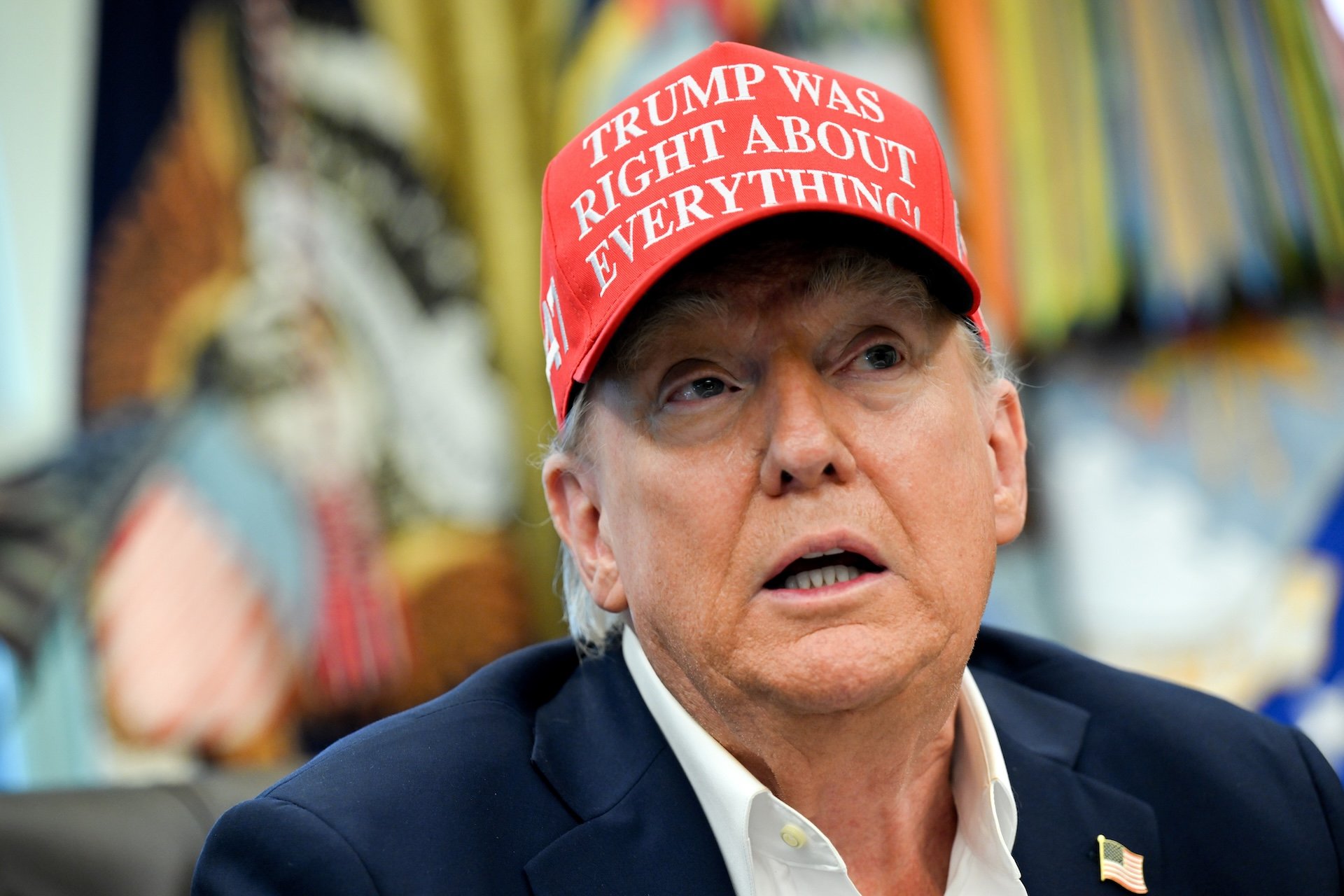 Governo dos EUA Assume Controle de 10% da Intel, Afirma Trump